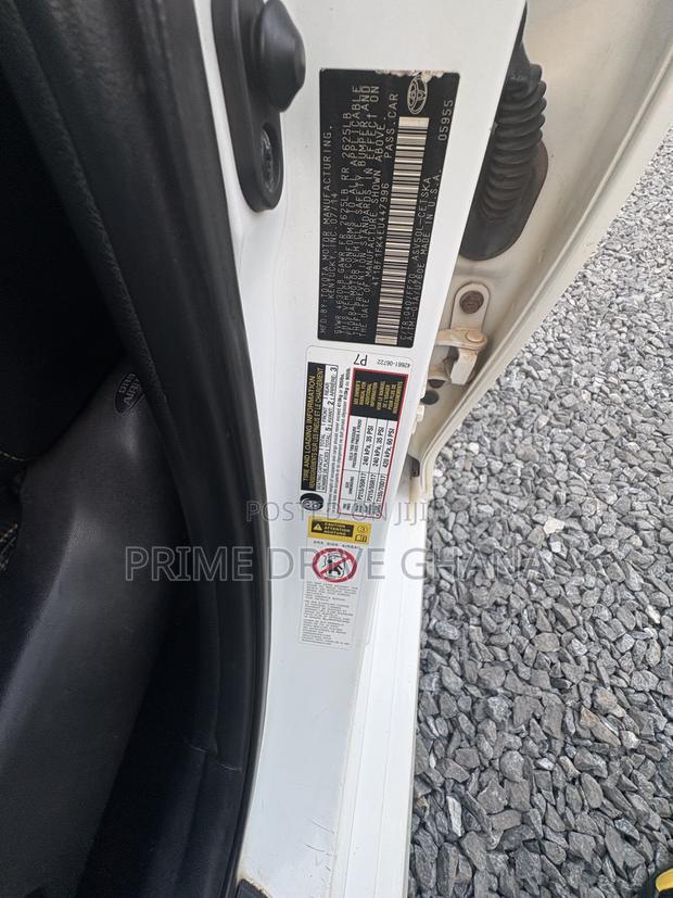 Toyota Camry SE 4dr Sedan (2.5L 4cyl 6A) 2014 White