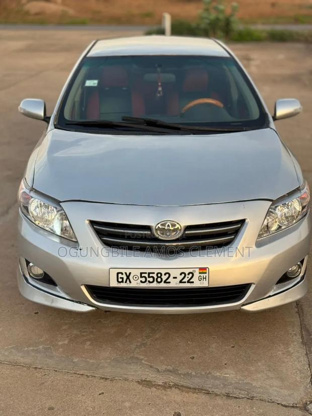 Toyota Corolla 2009 Silver