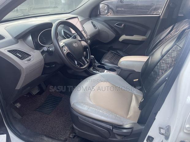 Hyundai Elantra 2018 White