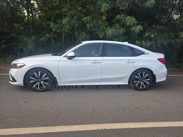Honda Civic EX CVT 2024 White