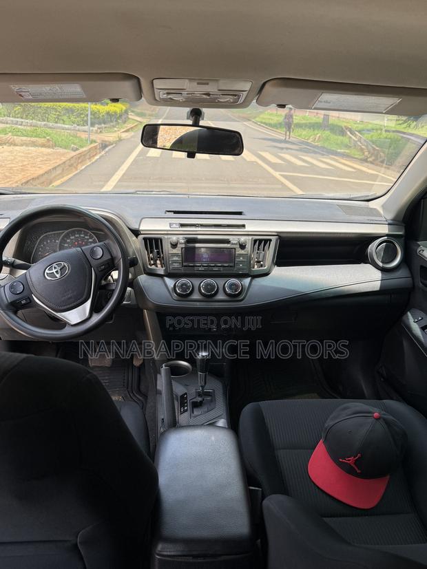 Toyota RAV4 2016 Gray