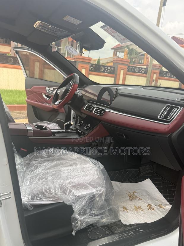 New Jetour X70 Plus 2024 White