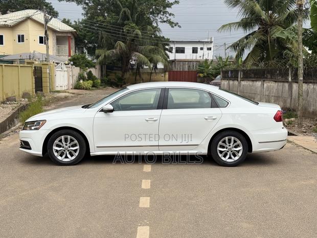 Volkswagen Passat 1.8T S 4dr Sedan (1.8L 4cyl) 2016 White