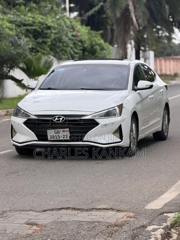 Hyundai Elantra SE 2020 White