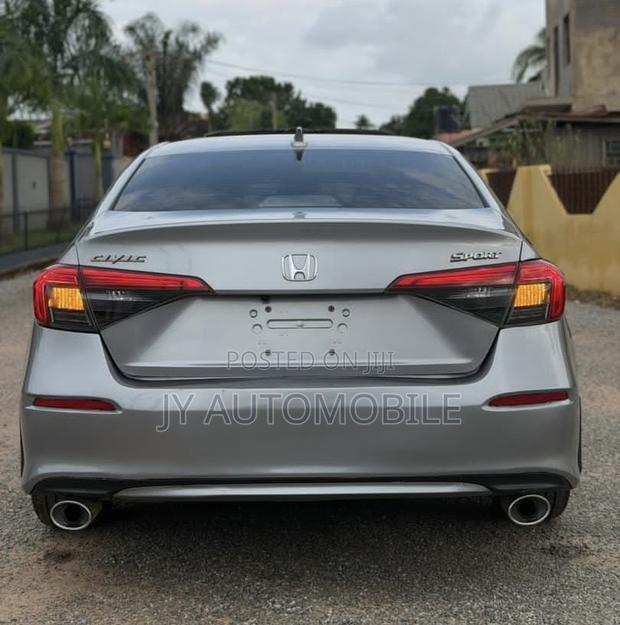 Honda Civic Sport CVT 2024 Silver