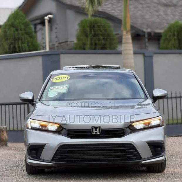 Honda Civic Sport CVT 2024 Silver