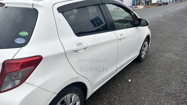 Toyota Vitz 2012 White