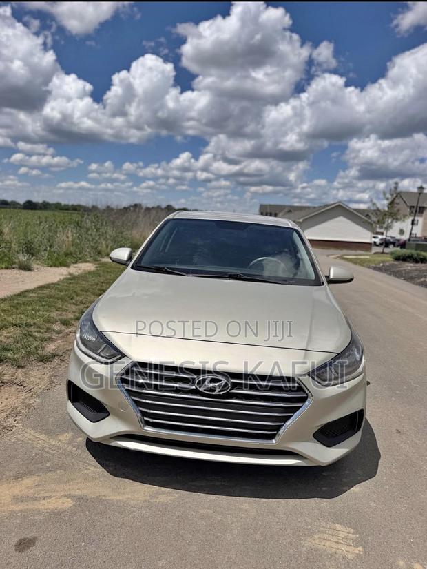 Hyundai Accent SEL 2018 Gold