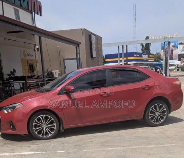 Toyota Corolla S 4dr Sedan (1.8L 4cyl CVT) 2014 Red