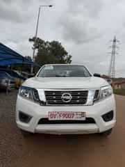 Nissan Navara 2017 White for sale