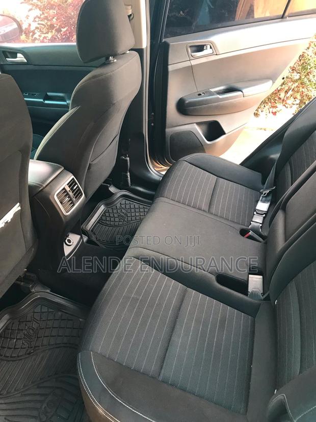 Kia Sportage LX 4dr SUV AWD (2.4L 4cyl 6A) 2017 Gray
