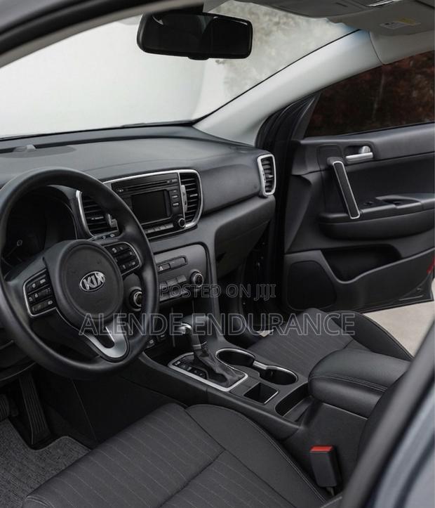 Kia Sportage LX 4dr SUV AWD (2.4L 4cyl 6A) 2017 Gray
