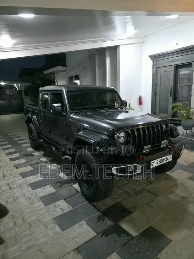 Jeep Gladiator Sport 2021 Gray