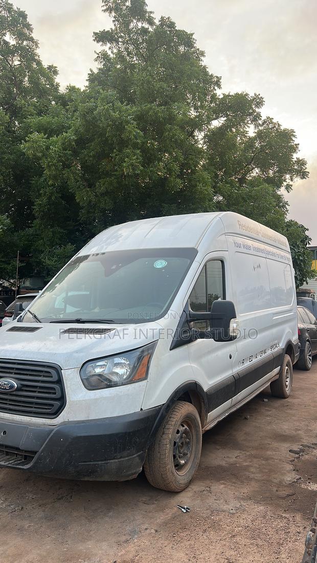 Ford Transit-350 2019 White