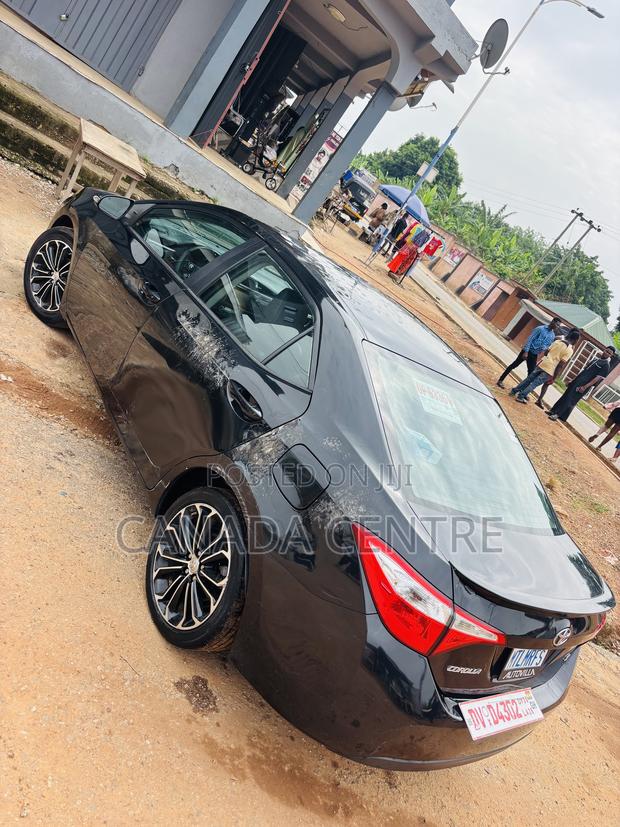 Toyota Corolla LE 4dr Sedan (1.8L 4cyl CVT) 2016 Black