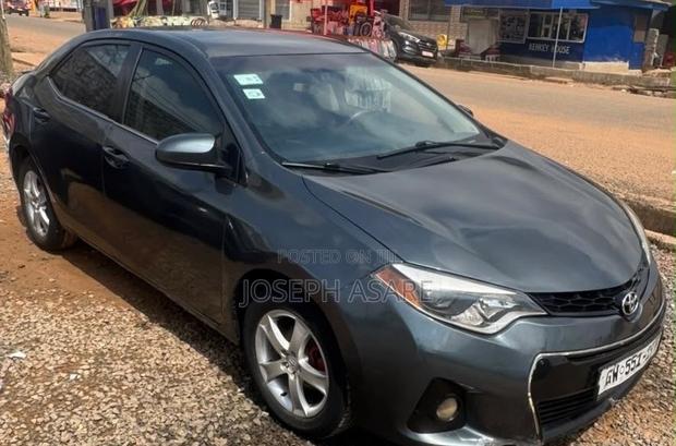 Toyota Corolla 2014