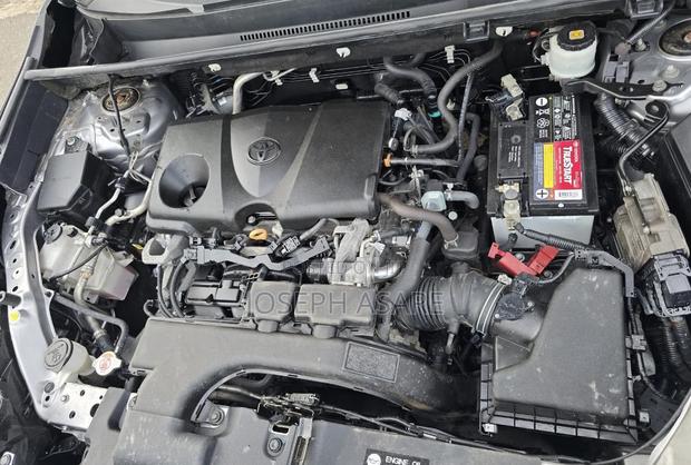 Toyota RAV4 XLE 2021