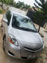 Toyota Yaris Base Sedan 4dr 2010 Silver for sale