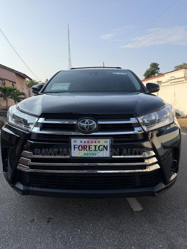 Toyota Highlander LE 4x2 (2.7L 4cyl 6A) 2018 Black