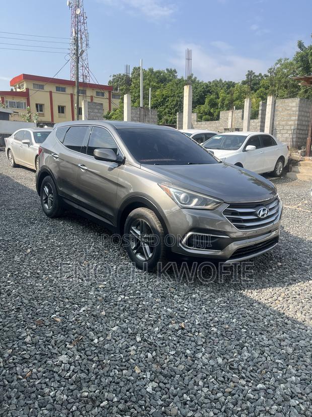 Hyundai Santa Fe 2017 Gray