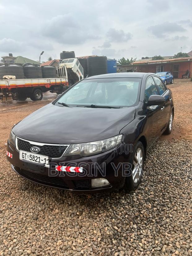 Kia Cerato 2011 Black