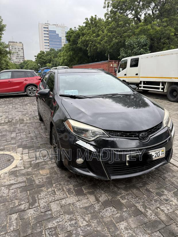 Toyota Corolla L 4dr Sedan (1.8L 4cyl 4A) 2015 Black