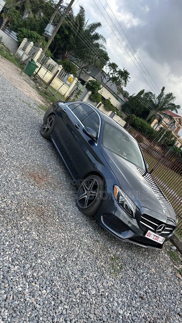 Mercedes-Benz C300 2018 Gray