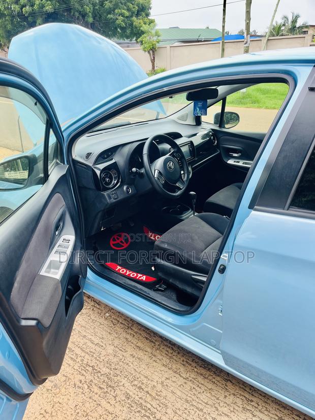 Toyota Vitz 2015 Blue