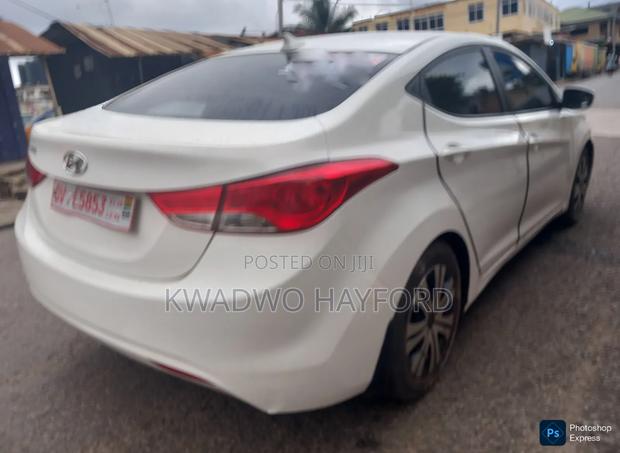 Hyundai Elantra 2013 White