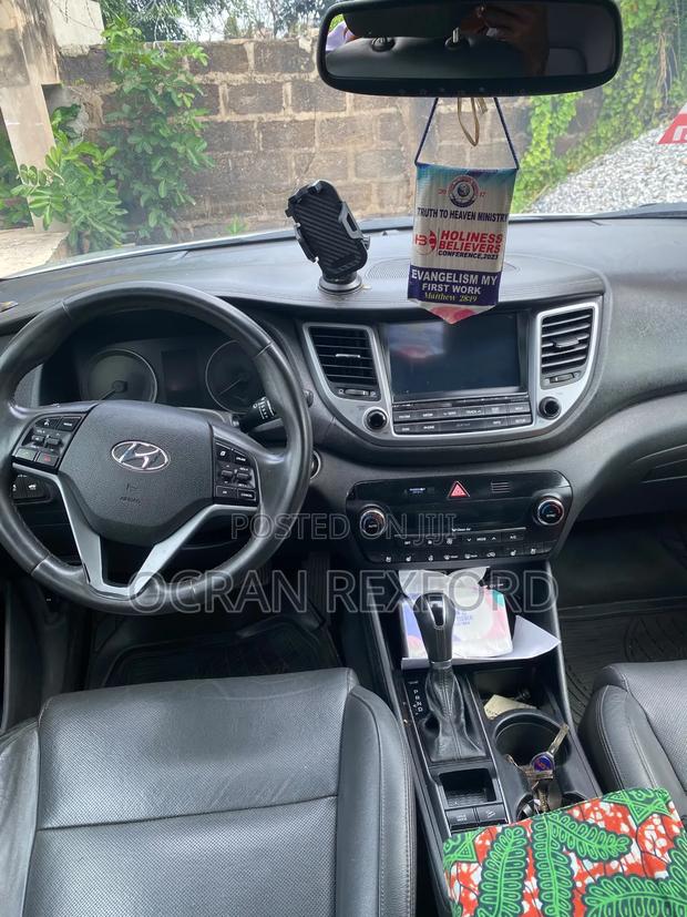 Hyundai Tucson 2016 Silver