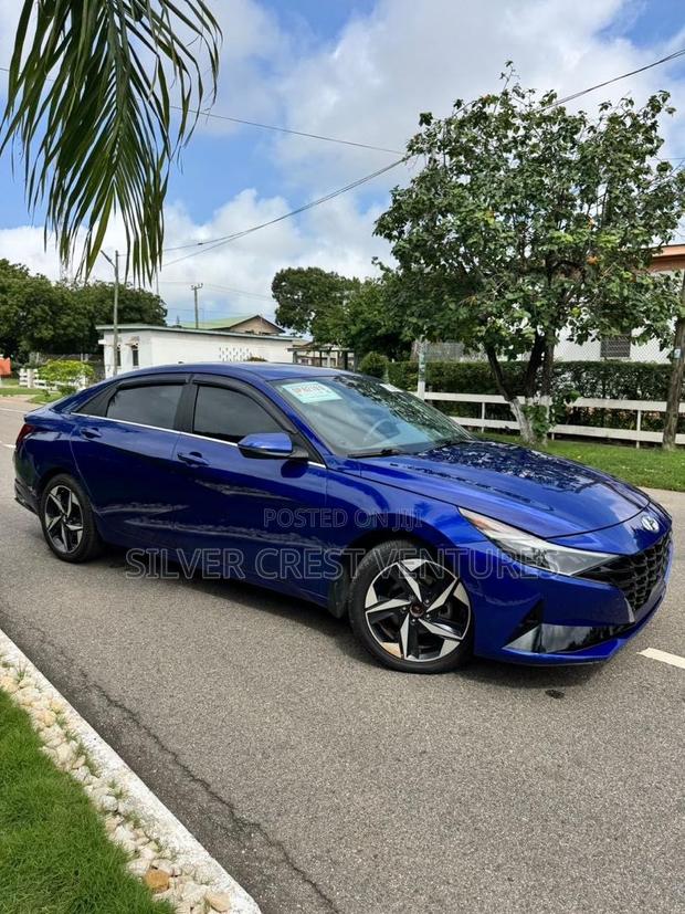Hyundai Elantra SEL 2022 Blue