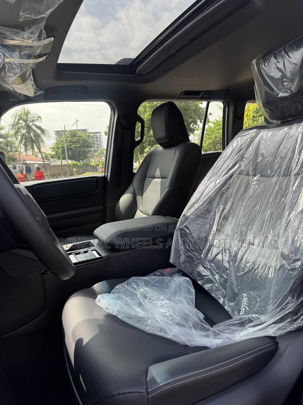New Toyota Land Cruiser Prado 2.4 Petrol 2025 Black