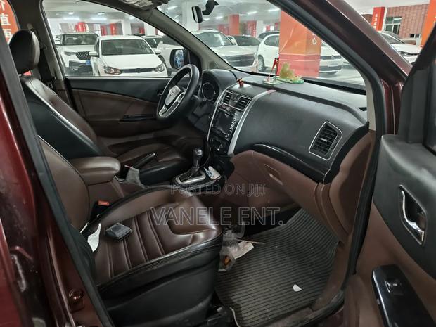 Dongfeng Fengxing Joyear 2016 Red
