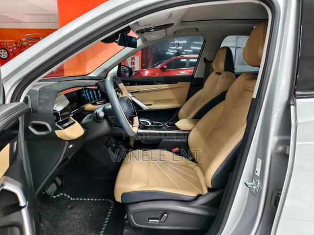 Geely Coolray 1.5 FWD 2023 Gray
