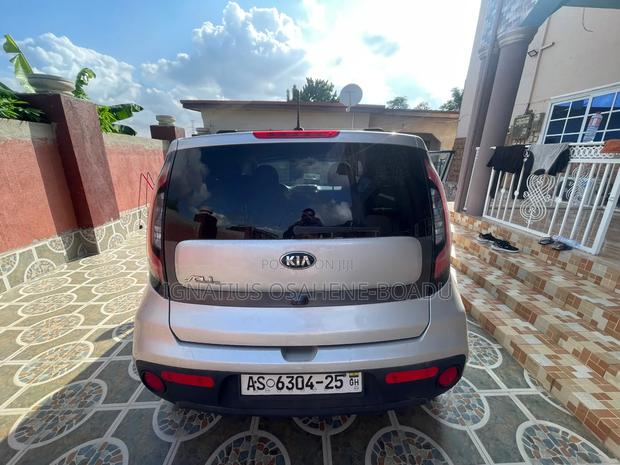 Kia Soul 2017 Silver