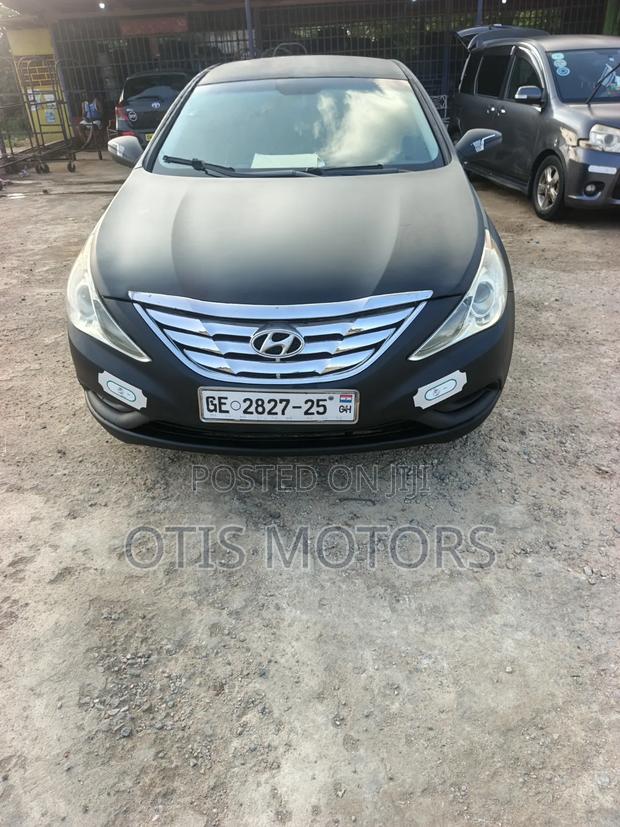 Hyundai Sonata GLS Sedan FWD (2.4L 4cyl 6A) 2013 Matt Black