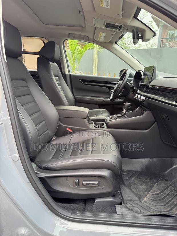 Honda CR-V 2024 Gray