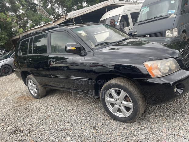 Toyota Highlander Limited V6 2005 Black