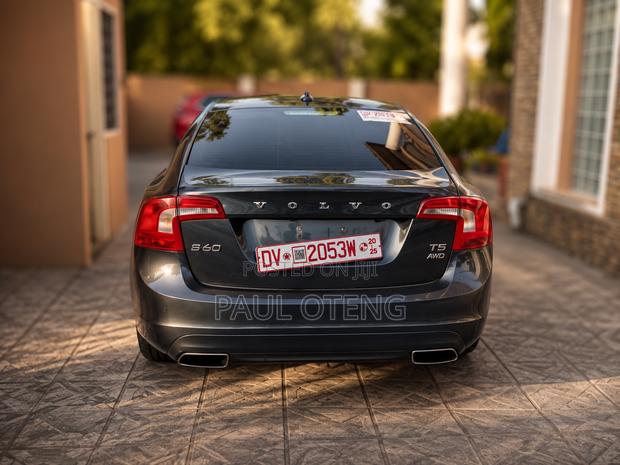 Volvo S60 T5 4dr Sedan AWD w/Prod. End 6/14 (2.5L 5cyl Turbo 6A) 2015