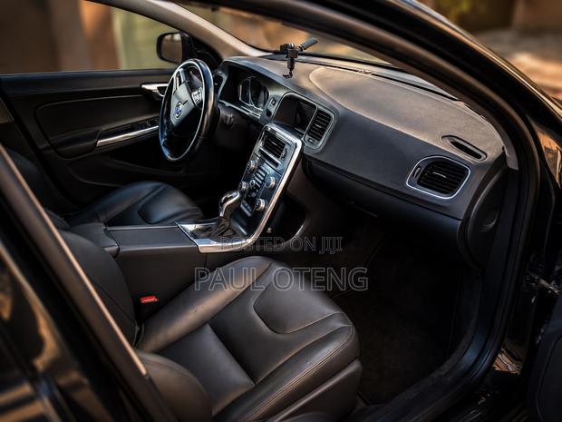 Volvo S60 T5 4dr Sedan AWD w/Prod. End 6/14 (2.5L 5cyl Turbo 6A) 2015
