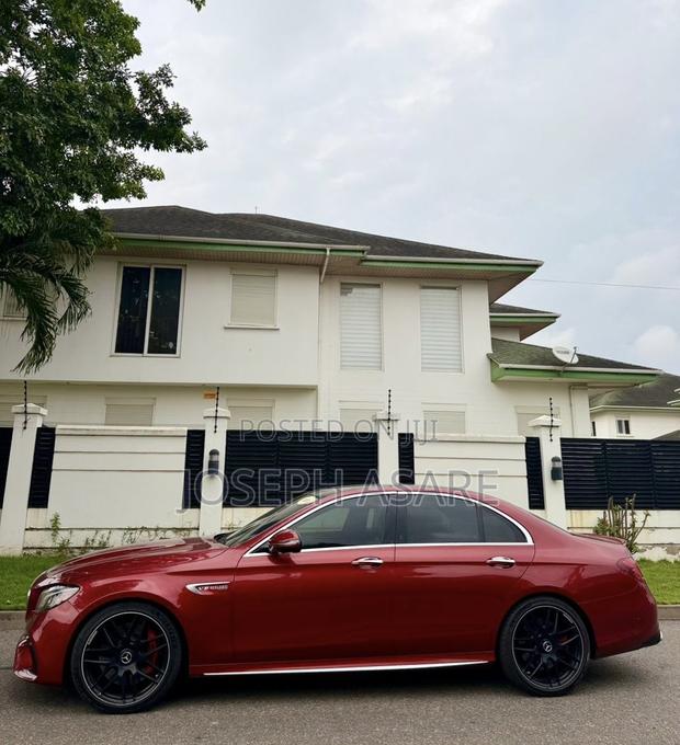 Mercedes-Benz E63 2020 Red