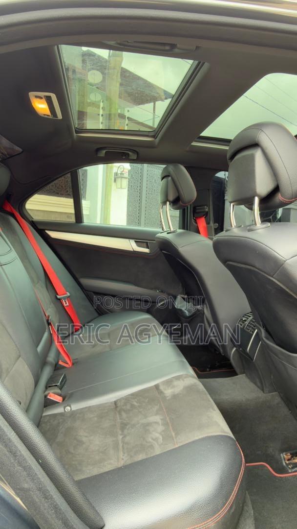 Mercedes-Benz C250 2014 Black