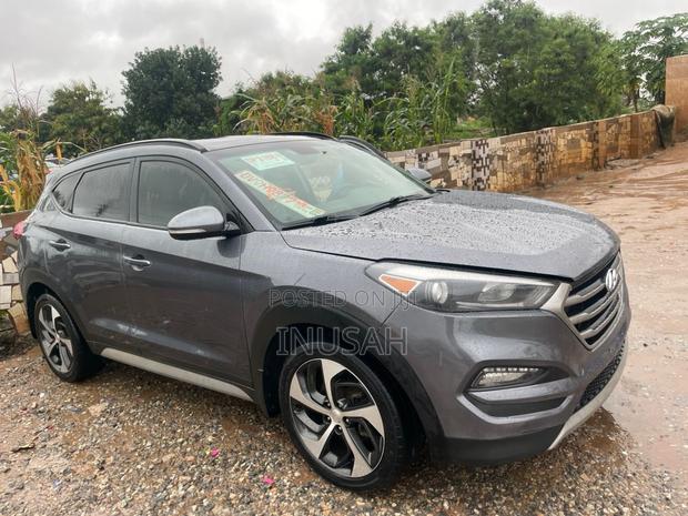 Hyundai Tucson Sport AWD 2018 Gray