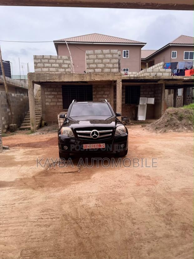 Mercedes-Benz GLK-Class 2010 Black