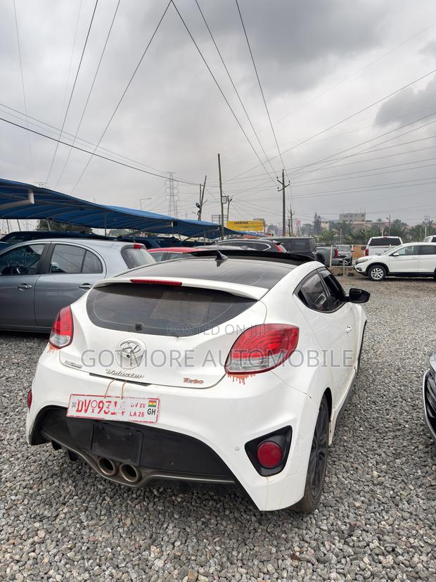 Hyundai Veloster Turbo 2016 White