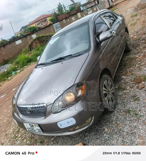 Toyota Corolla 2006 Gray