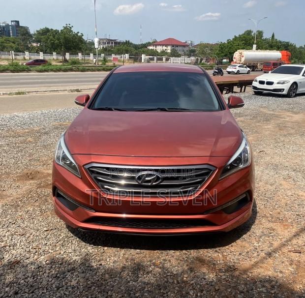 Hyundai Sonata Sport Sedan FWD (2.4L 4cyl 6A) 2016 Orange