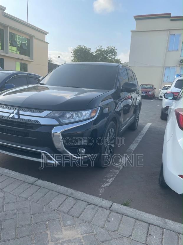 Mitsubishi Outlander 2.0 PHEV AWD 2020 Black