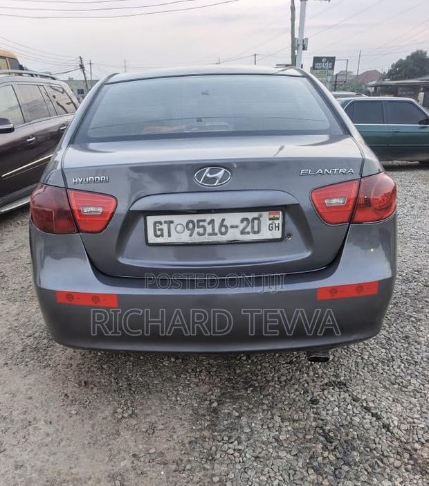 Hyundai Elantra 1.6 2009 Silver