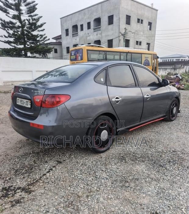 Hyundai Elantra 1.6 2009 Silver
